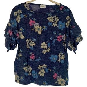 Petit Gateau | Floral | Top | Ruffle Sleeve